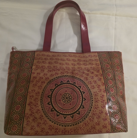 Unbranded Handbags - Leather Shantiniketan Painted Handbag (NWOT)